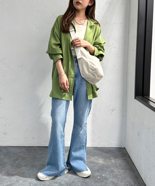 apres jour mignon（アプレジュールミニョン）の「カラーシャツ【ZOZOTOWN限定アイテム】（シャツ/ブラウス・レディース・オフホワイト/ブルー/オレンジ/ピンク/グリーン/アイボリー/ダークパープル/グレー・フリー/X-LARGE）」の22枚目の写真