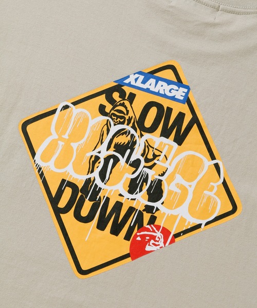 XLARGE（エクストララージ）の「SLOW DOWN S/S TEE（Tシャツ/カットソー・メンズ・ブラック/ベージュ/ホワイト・S/XL/L/M）」の6枚目の写真