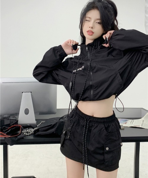 SHEENA（シーナ）の「セットアップ【バックロゴブルゾン×ミニスカートSET】（セットアップ・レディース・ブラック・M）」の9枚目の写真