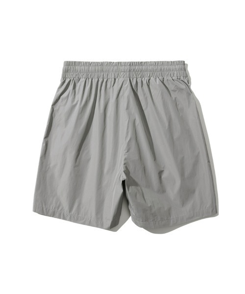 FCMM（エフシーエムエム）の「CLUB TEAM WOVEN SHORTS/クラブチームウーブンショーツ（その他パンツ・メンズ・ブラック/グレー・LARGE/MEDIUM）」の14枚目の写真