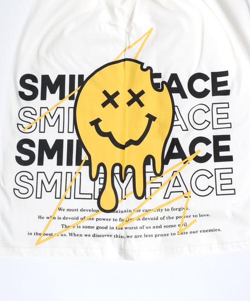 SMILEY FACE(スマイリーフェイス)の「SMILEY FACE(スマイリーフェイス)ビッグシルエット ストリートバックプリントTシャツ/半袖 メンズ レディース(Tシャツ/カットソー・メンズ・ホワイト系その他/ブラック系その他4/ブラック系その他2/ブラック/ホワイト系その他2/ブラック系その他3/ホワイト/ホワイト系その他3/ホワイト系その他4/グリーン系その他/ライトグリーン/ブラック系その他・M/L)」の21枚目の写真