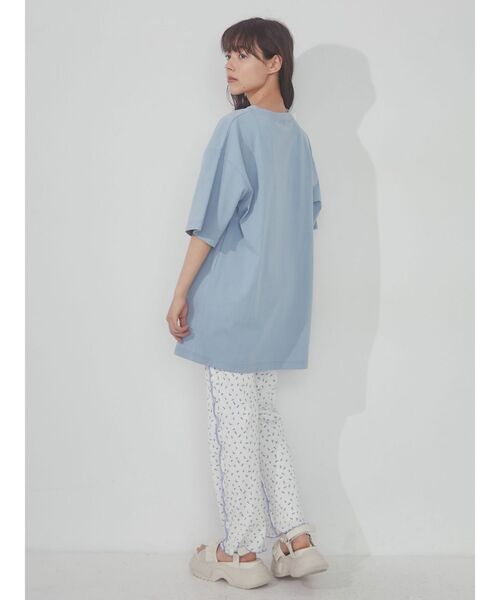 merry jenny（メリージェニー）の「une peluche tee（Tシャツ/カットソー・レディース・オフホワイト/ブルー/チャコールグレー・FREE）」の16枚目の写真