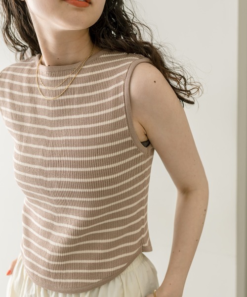 mystic(ミスティック)の「ウェーブネックボーダータンクトップ(タンクトップ・レディース・ネイビー/オフホワイト/ベージュ・FREE)」の3枚目の写真