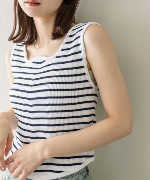 mystic(ミスティック)の「ウェーブネックボーダータンクトップ(タンクトップ・レディース・ネイビー/オフホワイト/ベージュ・FREE)」の7枚目の写真