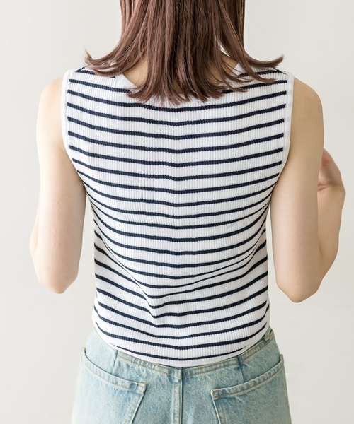 mystic(ミスティック)の「ウェーブネックボーダータンクトップ(タンクトップ・レディース・ネイビー/オフホワイト/ベージュ・FREE)」の13枚目の写真
