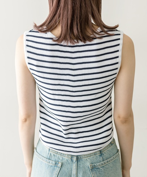 mystic(ミスティック)の「ウェーブネックボーダータンクトップ(タンクトップ・レディース・ネイビー/オフホワイト/ベージュ・FREE)」の14枚目の写真