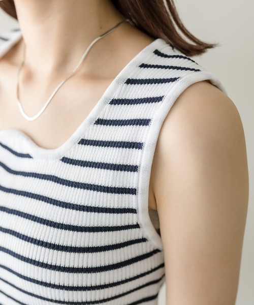 mystic(ミスティック)の「ウェーブネックボーダータンクトップ(タンクトップ・レディース・ネイビー/オフホワイト/ベージュ・FREE)」の17枚目の写真