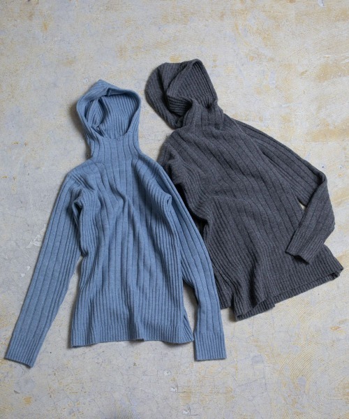 oblekt(オブレクト)の「【Designers】 HOODY RIB KNIT(ニット/セーター・レディース・ブルー/グレー系・FREE)」の3枚目の写真