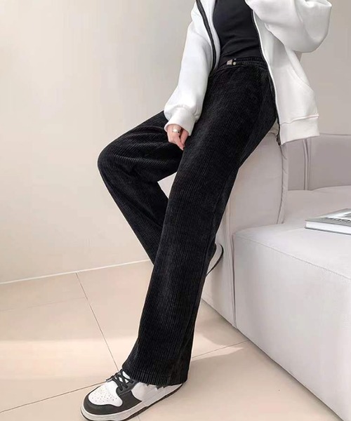 Dewlily(デューリリー)の「コーデュロイワイドパンツ(その他パンツ・レディース・ブラック/ホワイト・M/XL/L)」の11枚目の写真