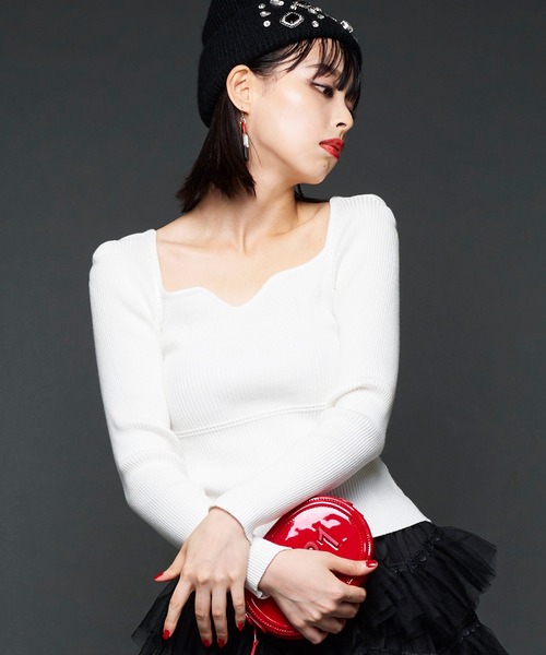 Narcissus(ナルシス)の「【Narcissus】スクエアリブニット(ニット/セーター・レディース・ブラック/ホワイト・FREE)」の1枚目の写真