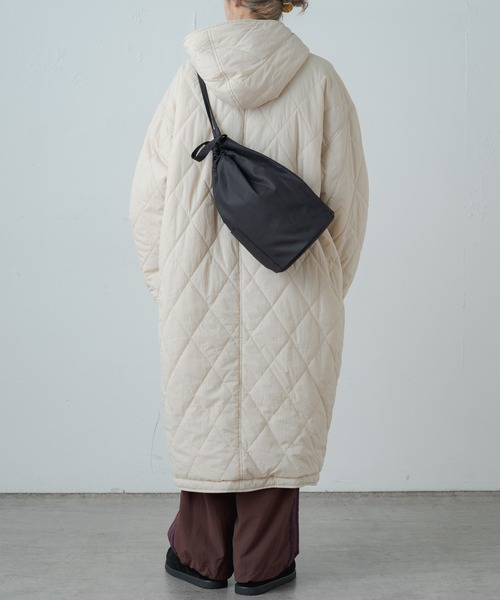 earthy（アーシー）の「レザーナイロンショルダーBAG（ショルダーバッグ・レディース・ブラック/ブラウン・ONE SIZE）」の4枚目の写真