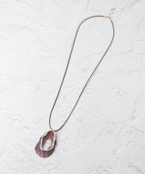 SHOO・LA・RUE(シューラルー)の「◆マットアクリル&メタルネックレス(ネックレス・レディース・ダークブラウン/ベージュ/グレー/ボルドー・00)」の11枚目の写真