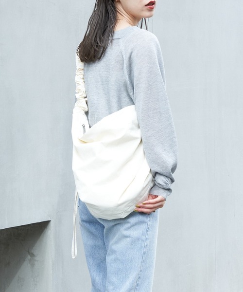 COLONY 2139（コロニートゥーワンスリーナイン）の「ショルダーバッグ（ショルダーバッグ・レディース・カーキ・FREE）」の8枚目の写真