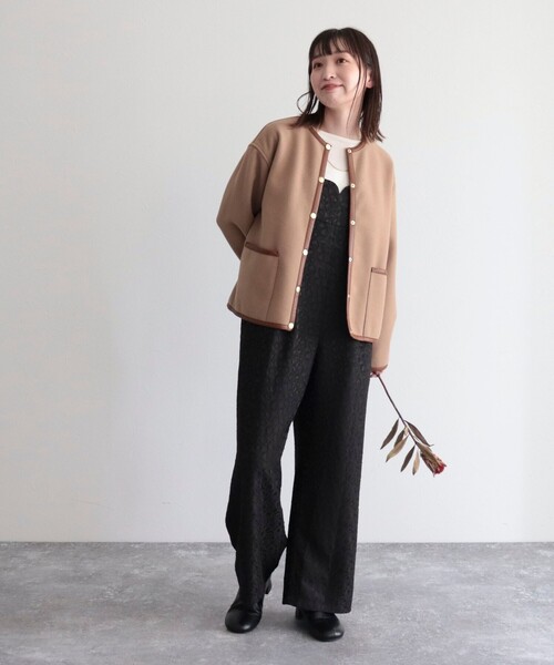 Traditional Weatherwear（トラディショナルウェザーウェア）の「【WEB限定】【Traditional Weatherwear/トラディショナルウェザーウエア】ARKLEY A-LINEコート（ノーカラーコート・レディース・ブラック/ベージュ・32/34）」の3枚目の写真