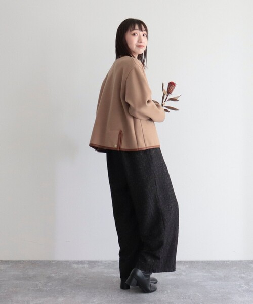 Traditional Weatherwear（トラディショナルウェザーウェア）の「【WEB限定】【Traditional Weatherwear/トラディショナルウェザーウエア】ARKLEY A-LINEコート（ノーカラーコート・レディース・ブラック/ベージュ・32/34）」の4枚目の写真