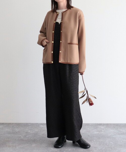 Traditional Weatherwear（トラディショナルウェザーウェア）の「【WEB限定】【Traditional Weatherwear/トラディショナルウェザーウエア】ARKLEY A-LINEコート（ノーカラーコート・レディース・ブラック/ベージュ・32/34）」の6枚目の写真