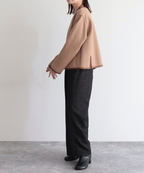 Traditional Weatherwear（トラディショナルウェザーウェア）の「【WEB限定】【Traditional Weatherwear/トラディショナルウェザーウエア】ARKLEY A-LINEコート（ノーカラーコート・レディース・ブラック/ベージュ・32/34）」の7枚目の写真