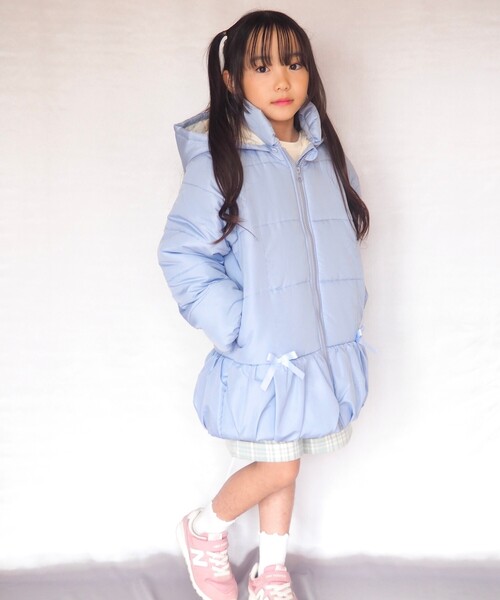 SHOO・LA・RUE(シューラルー)の「◆【110-140cm/撥水】GIRLS中綿2WAYブルゾン(その他アウター・キッズ・ライトパープル/サックスブルー・14/12/11/13)」の16枚目の写真
