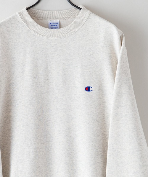 Champion（チャンピオン）の「【CHAMPION/チャンピオン】USAコットン 　裏起毛　スウェット　トレーナー 　リサイクルポリエステル 　サスティナブル　ワンポイントロゴ刺繍（スウェット・メンズ・オフホワイト/杢グレー/ダークグリーン/ブラック/ネイビー・LARGE/X-LARGE/XX-LARGE/MEDIUM）」の6枚目の写真