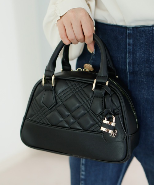 LIPSERVICE（リップサービス）の「キルティングボストンKEY バッグ（ボストンバッグ・レディース・アイボリー/ブラック・FREE）」の4枚目の写真