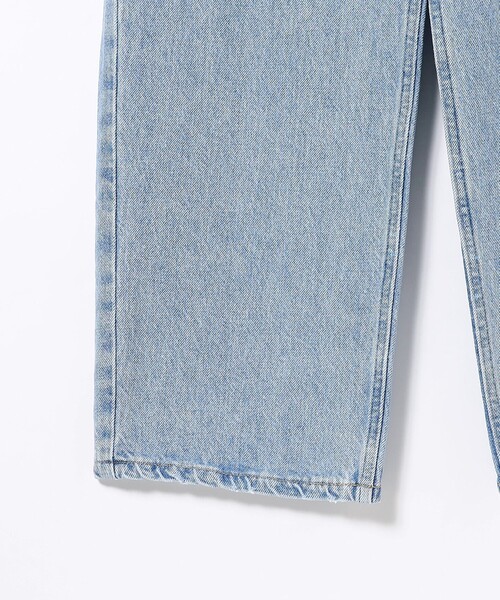 Ray BEAMS(レイビームス)の「RED CARD TOKYO / Dakota デニム パンツ(デニムパンツ・レディース・ライトブルー・22/23/24/25)」の8枚目の写真