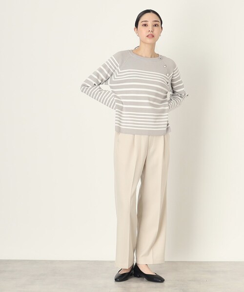 THE SHOP TK (ザ ショップ ティーケー )の「◆Vカットフラットパンプス(パンプス・レディース・ブラック/アイボリー・35/45)」の5枚目の写真