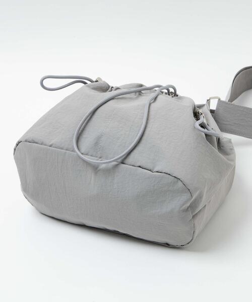 WEGO（ウィゴー）の「WEGO/ナイロン巾着ショルダー（ショルダーバッグ・レディース・ホワイト/ライトグレー/ブラック・FREE）」の16枚目の写真