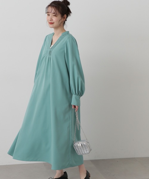 N.（N. Natural Beauty Basic）（エヌエヌナチュラルビューティーベーシック）の「◆スキッパーピンタックワンピース（ワンピース・レディース・グリーン/ライトベージュ/チャコール・MEDIUM）」の19枚目の写真