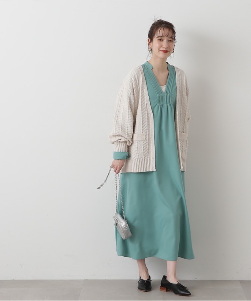 N.（N. Natural Beauty Basic）（エヌエヌナチュラルビューティーベーシック）の「◆スキッパーピンタックワンピース（ワンピース・レディース・グリーン/ライトベージュ/チャコール・MEDIUM）」の20枚目の写真