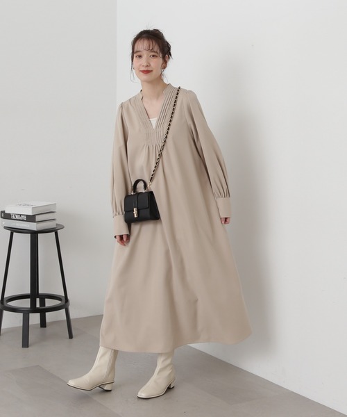 N.（N. Natural Beauty Basic）（エヌエヌナチュラルビューティーベーシック）の「◆スキッパーピンタックワンピース（ワンピース・レディース・グリーン/ライトベージュ/チャコール・MEDIUM）」の12枚目の写真