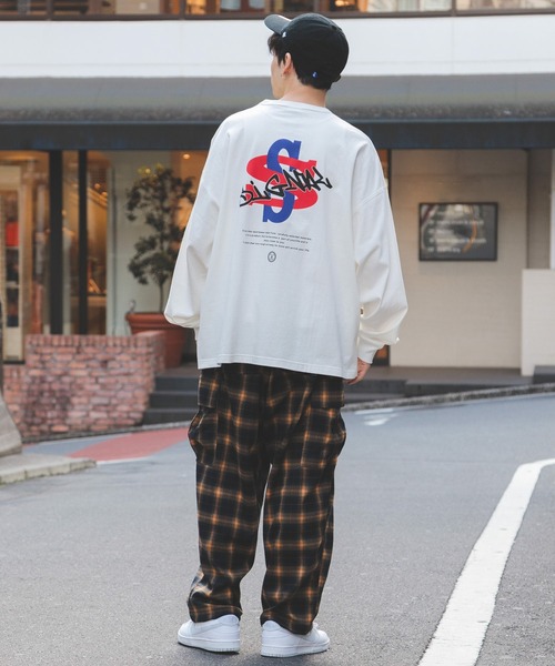 SIGNAL SPORTS(シグナルスポーツ)の「【SIGNAL SPORTS】バックロゴプリント/クルーネックロンT(Tシャツ/カットソー・メンズ・ホワイト/ブラック/グレー・MEDIUM/LARGE)」の15枚目の写真