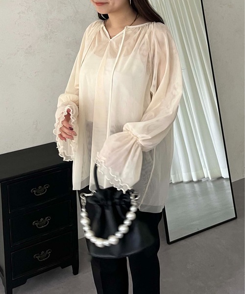 prose verse(プロズヴェール)の「【前後2way】キャンディスリーブシアーチュールブラウス(シャツ/ブラウス・レディース・グレー/ブラック/アイボリー・MEDIUM)」の15枚目の写真