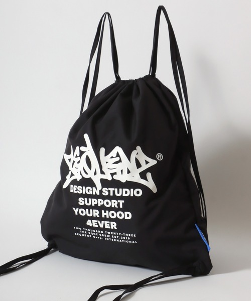 Salong hameu（サロン ハミュー）の「ストリートロゴプリントとワンポイントロゴ刺繍の2WAYリバーシブル ナップサック/リュック ユニセックス（バックパック/リュック・メンズ・ホワイト/ブラック・FREE）」の14枚目の写真