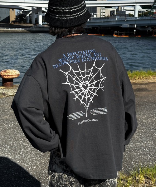 Perushu（ペルーシュ）の「アソートグラフィックロンT（Tシャツ/カットソー・メンズ・ライトブルー/ブラック/ホワイト系その他/オフホワイト・MEDIUM/LARGE）」の3枚目の写真