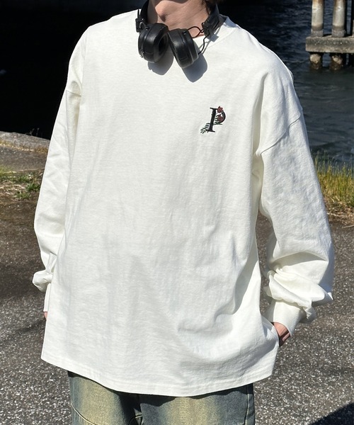Perushu（ペルーシュ）の「アソートグラフィックロンT（Tシャツ/カットソー・メンズ・ライトブルー/ブラック/ホワイト系その他/オフホワイト・MEDIUM/LARGE）」の5枚目の写真