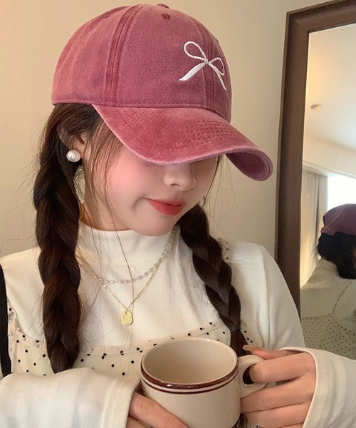 LYEON(リヨン)の「ピグメントリボン刺繍キャップ(キャップ・レディース・ブラック/ネイビー/ピンク・FREE)」の14枚目の写真