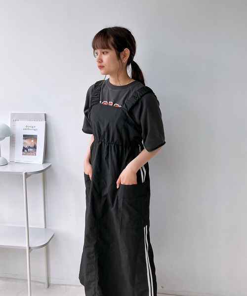 イモ出品です。アズノウアズオオラカ ジャンパースカート サイズ５❀.*・゜ AS KNOW AS plus（アズノゥアズプラス）の「☆デザインカーゴ