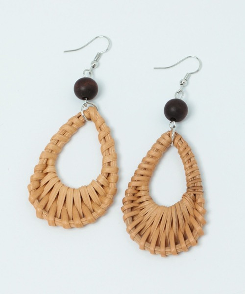 studio CLIP(スタディオクリップ)の「【daily CLIP】ラタンピアス(ピアス(両耳用)・レディース・グリーン/その他1・FREE)」の1枚目の写真