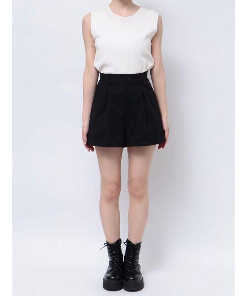EVRIS(エヴリス)の「BASICハイウエストショートパンツ(その他パンツ・レディース・ブラック/ホワイト・SMALL/MEDIUM)」の20枚目の写真