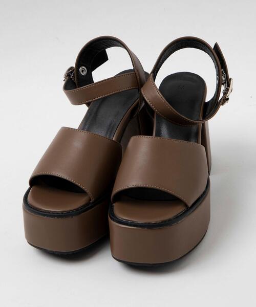 WEGO(ウィゴー)の「WEGO/ストーム付きヒールサンダル(サンダル・レディース・シルバー/ブラック/ブラウン/オフホワイト・MEDIUM/LARGE)」の13枚目の写真