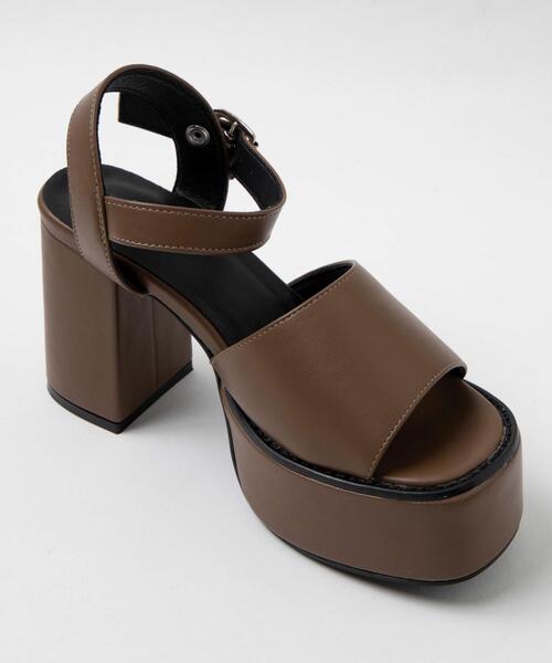 WEGO(ウィゴー)の「WEGO/ストーム付きヒールサンダル(サンダル・レディース・シルバー/ブラック/ブラウン/オフホワイト・MEDIUM/LARGE)」の5枚目の写真