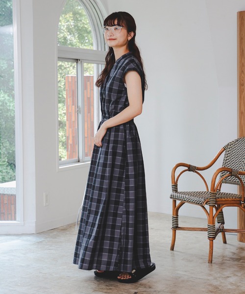 MSGM チェック ワンピース フラワーモチーフ釦フリル付きギンガムチェックワンピース