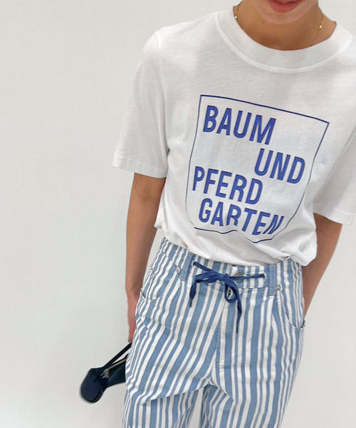 BAUM UND PFERDGARTEN(バウムウンドヘルガーデン)の「【BAUM UND PFERDGARTEN/バウム ウンド ヘルガーデン】TEE(Tシャツ/カットソー・レディース・ホワイト・SMALL)」の3枚目の写真
