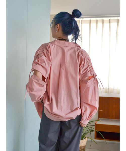 Ungrid（アングリッド）の「ショルダーデザインビッグシャツ（シャツ/ブラウス・レディース・ピンク/オレンジ/オフホワイト・FREE）」の13枚目の写真