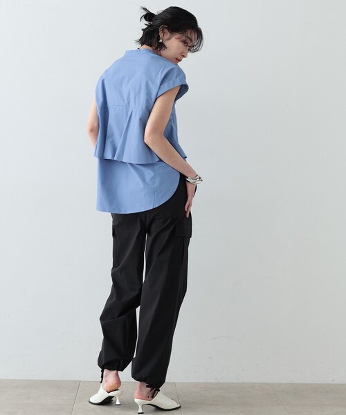 GALLEST(ギャレスト)の「◆ティアードフリルシャツ(シャツ/ブラウス・レディース・ブルー系その他/ネイビー/ホワイト系・38)」の6枚目の写真