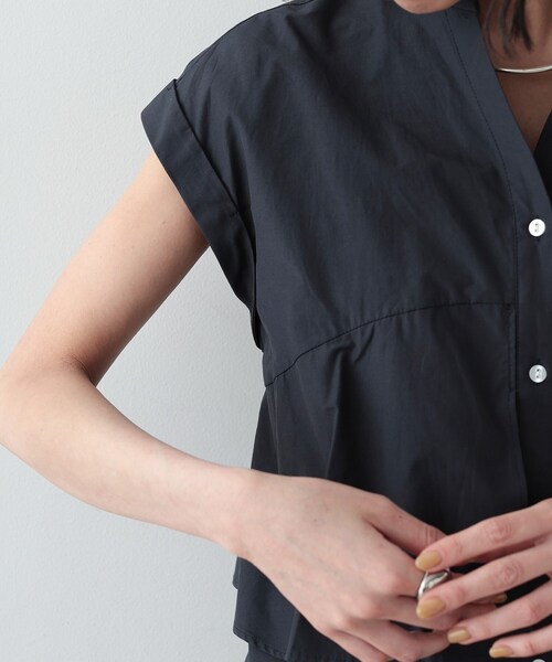 GALLEST(ギャレスト)の「◆ティアードフリルシャツ(シャツ/ブラウス・レディース・ブルー系その他/ネイビー/ホワイト系・38)」の20枚目の写真