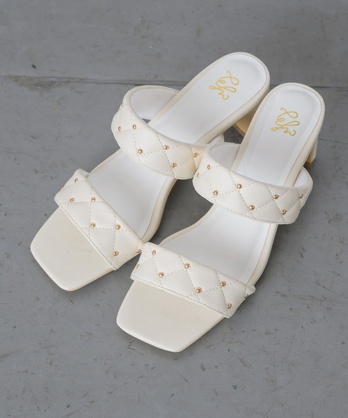 ems excite（エムズエキサイト）の「スタッズ付きサンダル（サンダル・レディース・ブラック/オフホワイト/ベージュ・MEDIUM/LARGE）」の2枚目の写真