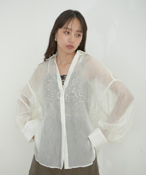 VIS（ビス）の「【洗える】【マルチWAY】シワ加工シアーシャツ（シャツ/ブラウス・レディース・モスグリーン/オフホワイト/ピンク系その他2・FREE）」の9枚目の写真