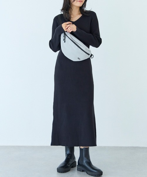 MEI（メイ）の「【MEI/メイ】MOON SHOULDER/ミニ ボディバッグ ウエストポーチ ショルダー（ボディバッグ/ウエストポーチ・レディース・ボルドー/ブラウン/グリーン/グレー/ネイビー/ブラック・F）」の21枚目の写真