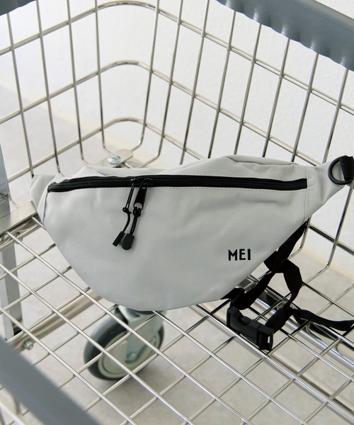 MEI（メイ）の「【MEI/メイ】MOON SHOULDER/ミニ ボディバッグ ウエストポーチ ショルダー（ボディバッグ/ウエストポーチ・レディース・ボルドー/ブラウン/グリーン/グレー/ネイビー/ブラック・F）」の10枚目の写真